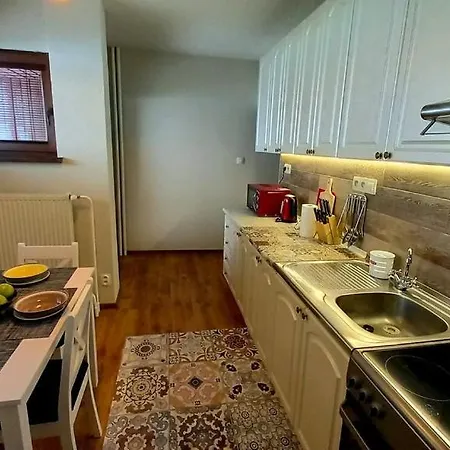 Zbojnicka Willa U Krola 503-701-576 * Gron